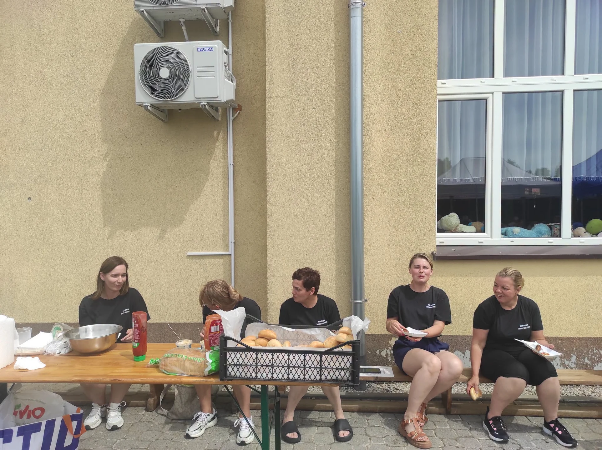 Dzień Pustej Klasy w Dłoni: sport, zwiedzanie i grillowanie na zakończenie roku — zdjęcie 21