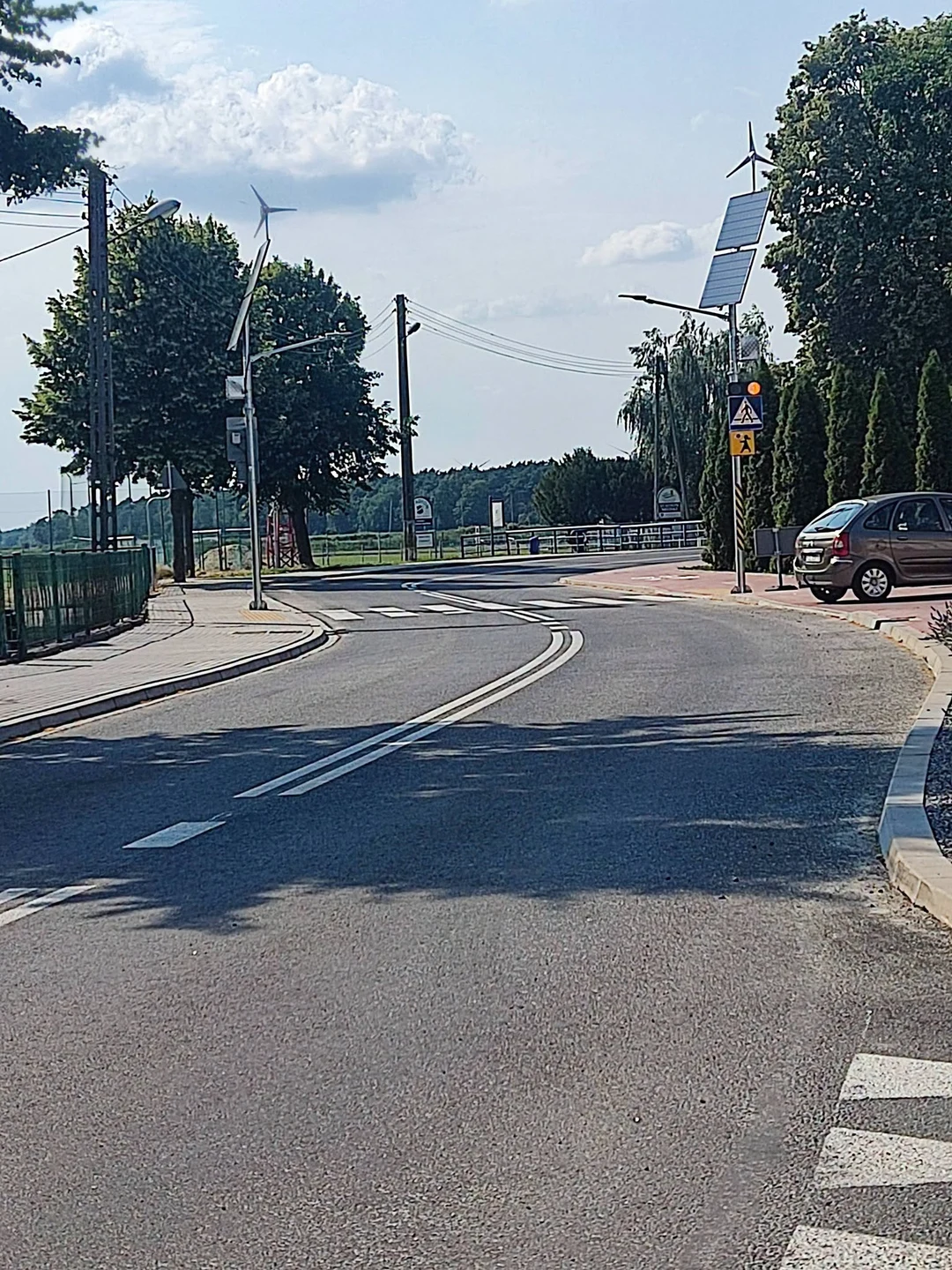 Otwarto przebudowaną drogę z ścieżką rowerową Miejska Górka – Annopol — zdjęcie 28