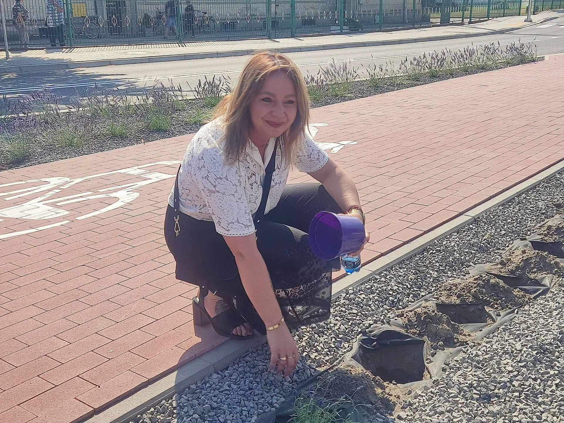 Otwarto przebudowaną drogę z ścieżką rowerową Miejska Górka – Annopol — zdjęcie 43