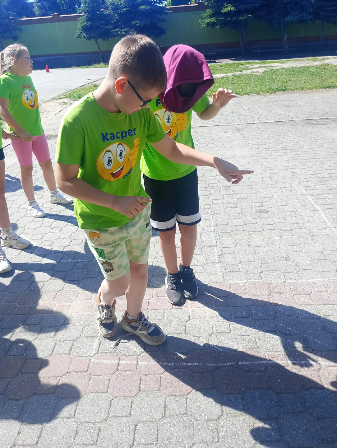 Szkolne Święto Sportu w ZSMG – emocje, rywalizacja i dmuchany tor — zdjęcie 25