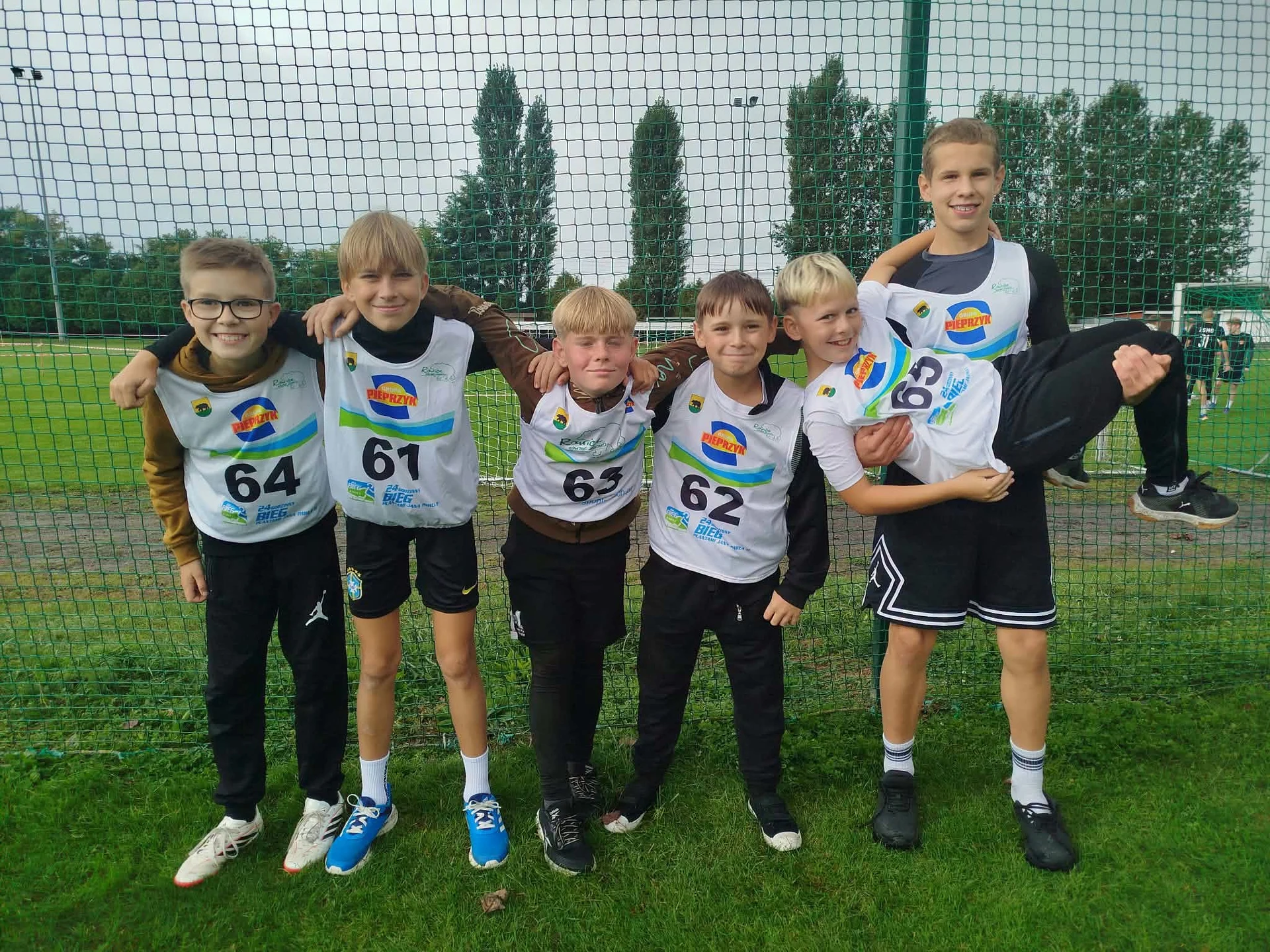Szkoła Podstawowa w Dłoni zainaugurowała sezon sportowy 2026/2027