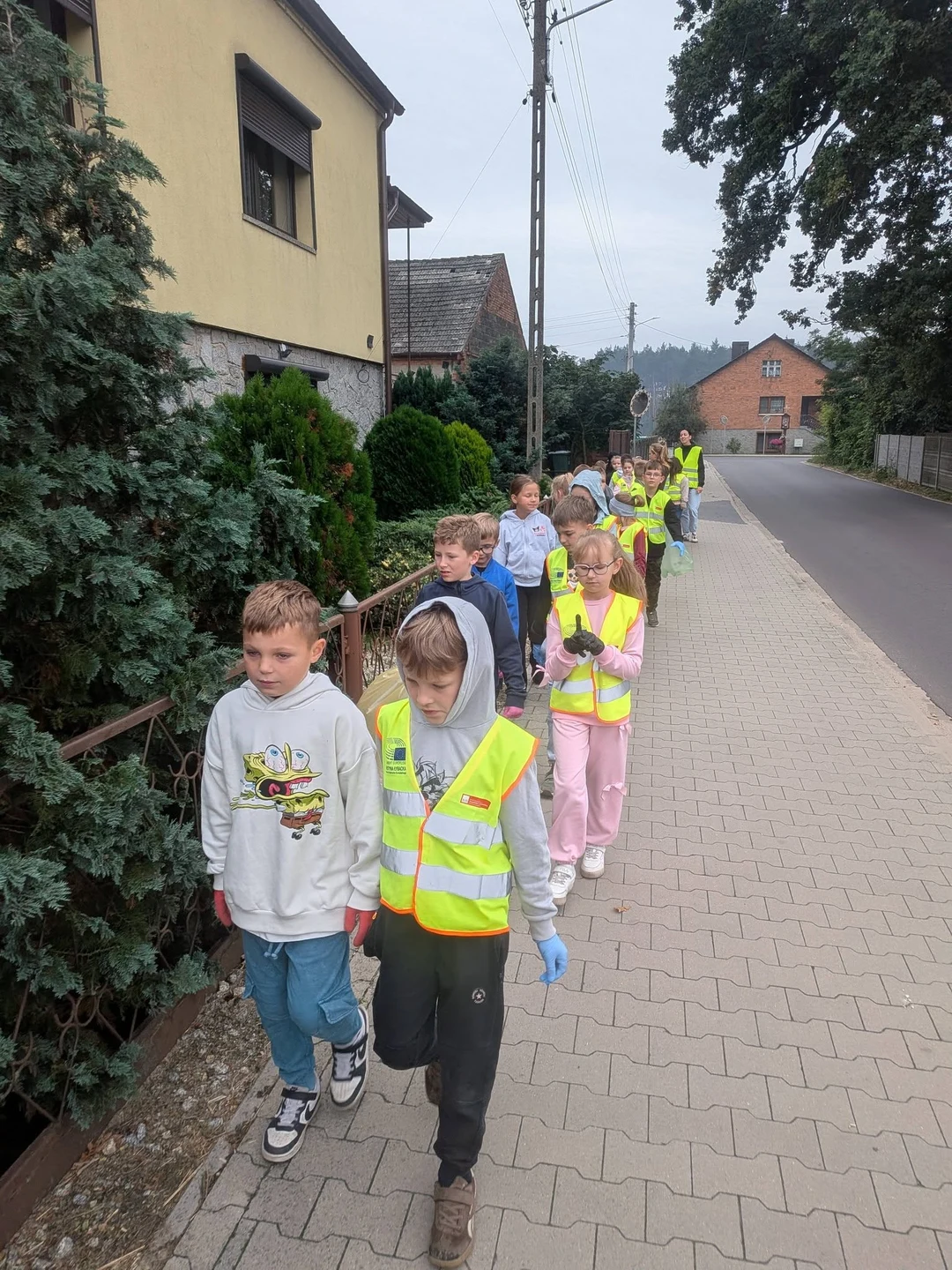 Tydzień Świadomości Ekologicznej: uczniowie odwiedzili oczyszczalnię ścieków — zdjęcie 27