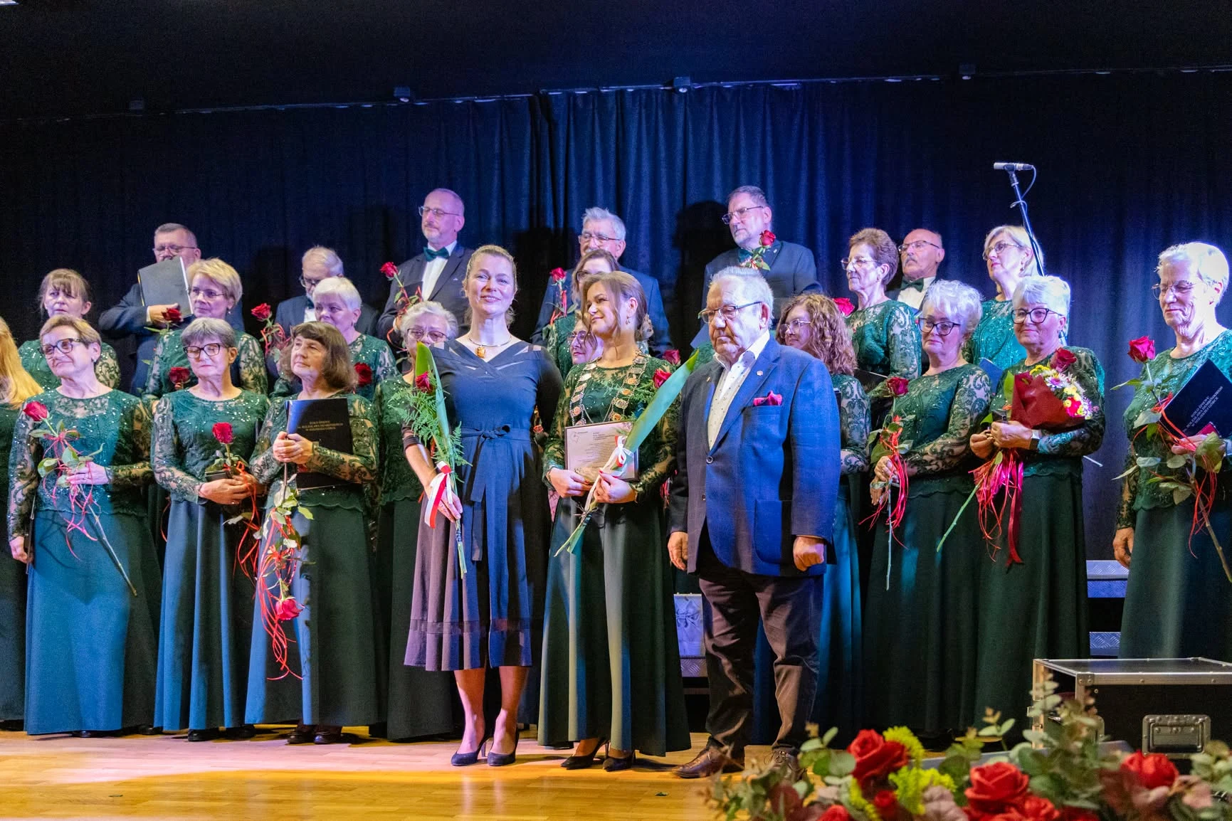 Fotorelacja z jubileuszu 15-lecia Koła Śpiewu im. Bolesława Dembińskiego — zdjęcie 15