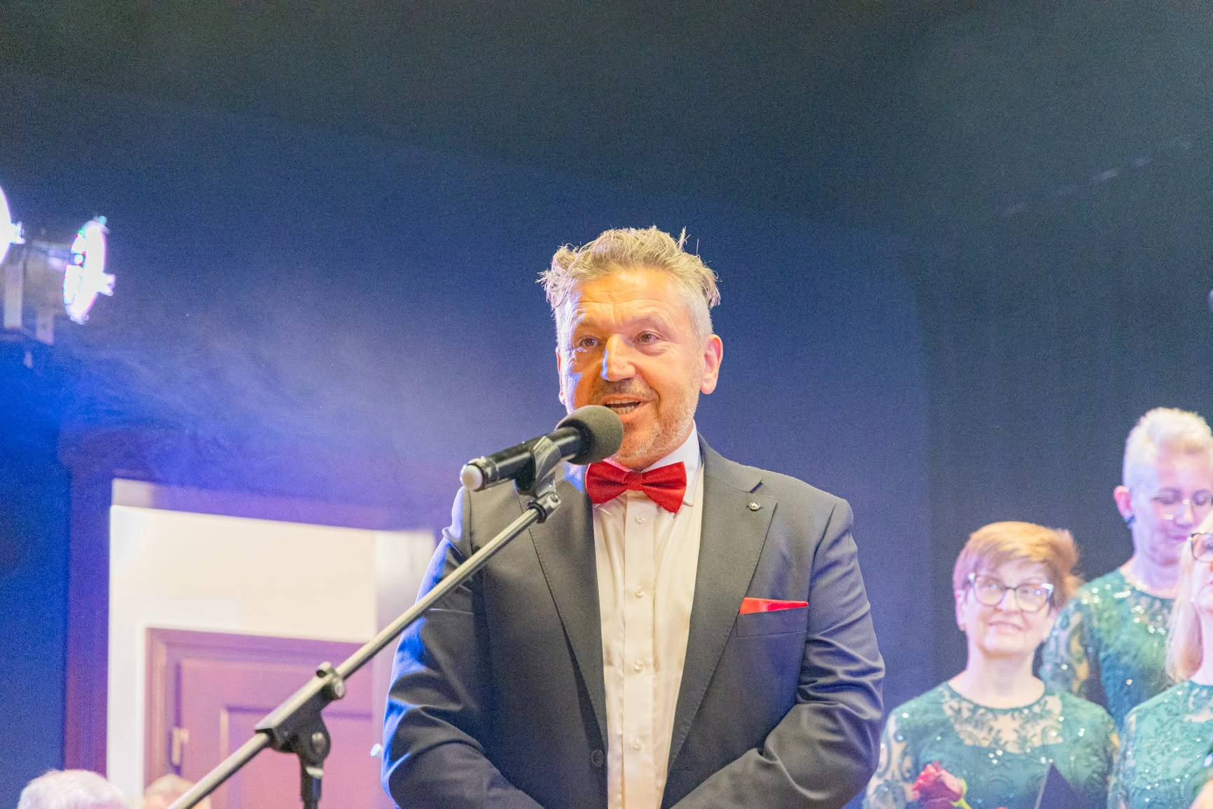Fotorelacja z jubileuszu 15-lecia Koła Śpiewu im. Bolesława Dembińskiego — zdjęcie 16