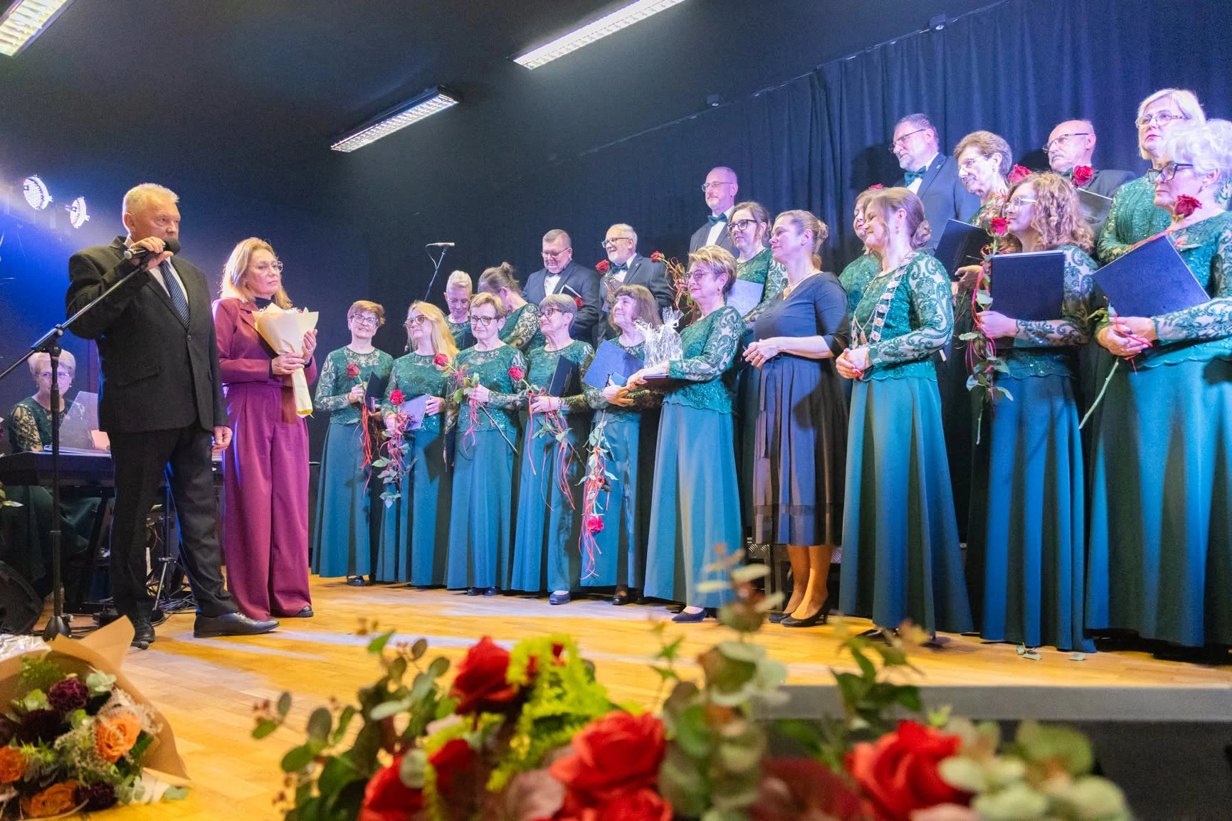 Fotorelacja z jubileuszu 15-lecia Koła Śpiewu im. Bolesława Dembińskiego — zdjęcie 41