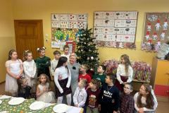 Klasowe-wigilie-w-Zespole-Szkol-w-Dloni-0007