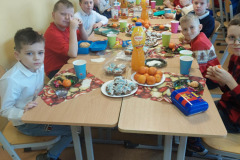 Klasowe-wigilie-w-Zespole-Szkol-w-Dloni-0032