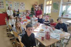 Klasowe-wigilie-w-Zespole-Szkol-w-Dloni-0035