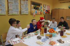 Klasowe-wigilie-w-Zespole-Szkol-w-Dloni-0046