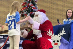 Magiczne-Spotkanie-Mikolajkowe-w-klubie-Sparta-Miejska-Gorka-0001