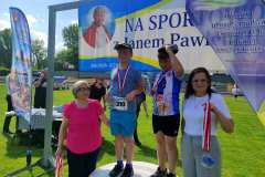 Majowe-swieta-i-sportowa-aktywnosc-uczniow-Zespolu-Szkol-w-Dloni-006