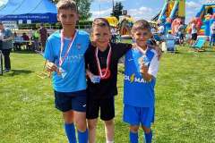 Majowe-swieta-i-sportowa-aktywnosc-uczniow-Zespolu-Szkol-w-Dloni-029