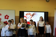 Majowe-swieta-i-sportowa-aktywnosc-uczniow-Zespolu-Szkol-w-Dloni-076