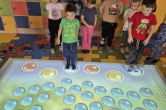 Nowa-przestrzen-do-zabawy-i-nauki-w-przedszkolu-w-Dloni-00006