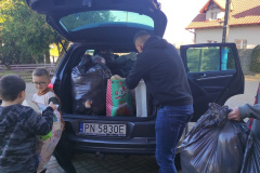 „Pomoz-sie-przytulic-–-wielkie-serca-w-Zespole-Szkol-w-Dloni-010