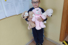 „Pomoz-sie-przytulic-–-wielkie-serca-w-Zespole-Szkol-w-Dloni-024