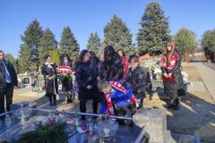 Spolecznosc-Zespolu-Szkol-w-Dloni-uczcila-107.-rocznice-odzyskania-niepodleglosci-008