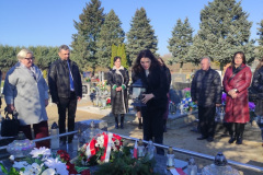 Spolecznosc-Zespolu-Szkol-w-Dloni-uczcila-107.-rocznice-odzyskania-niepodleglosci-013