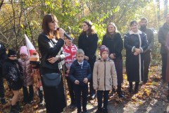 Spolecznosc-Zespolu-Szkol-w-Dloni-uczcila-107.-rocznice-odzyskania-niepodleglosci-016