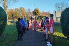 Spolecznosc-Zespolu-Szkol-w-Dloni-uczcila-107.-rocznice-odzyskania-niepodleglosci-069