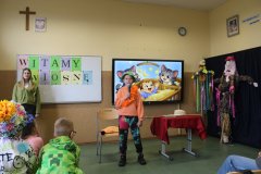 Wiosna-zawitala-do-Zespolu-Szkol-w-Dloni.-00009