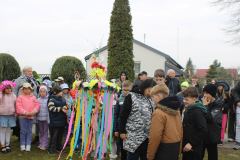 Wiosna-zawitala-do-Zespolu-Szkol-w-Dloni.-00022