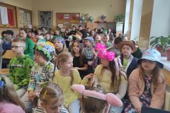 Wiosna-zawitala-do-Zespolu-Szkol-w-Dloni.-00038