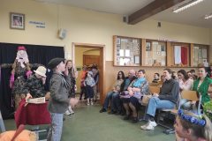 Wiosna-zawitala-do-Zespolu-Szkol-w-Dloni.-00043