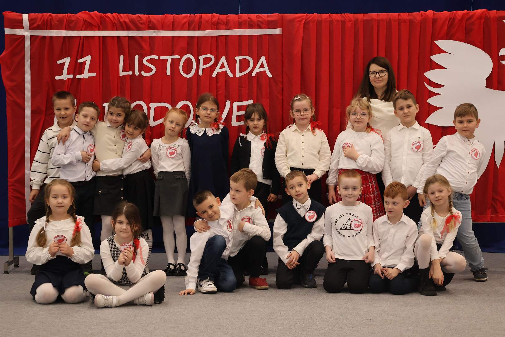 Uczniowie Zespołu Szkół w Miejskiej Górce wspólnie uczcili Narodowe Święto Niepodległości