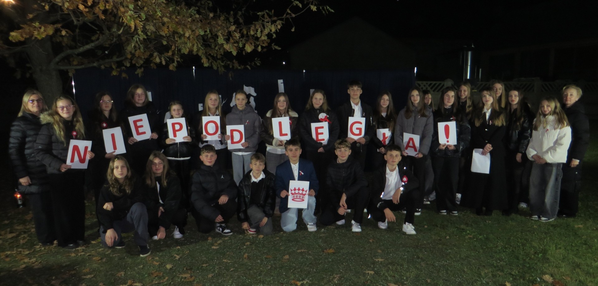 „Niepodległa w Koronie” – wieczornica w Zespole Szkolno-Przedszkolnym w Konarach