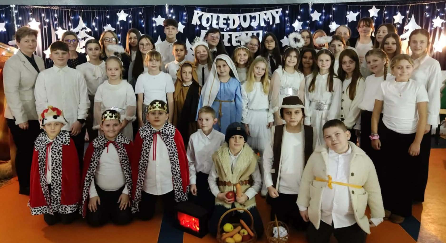 „Kolędujmy Małemu” – wieczór wigilijny w ZSP w Konarach