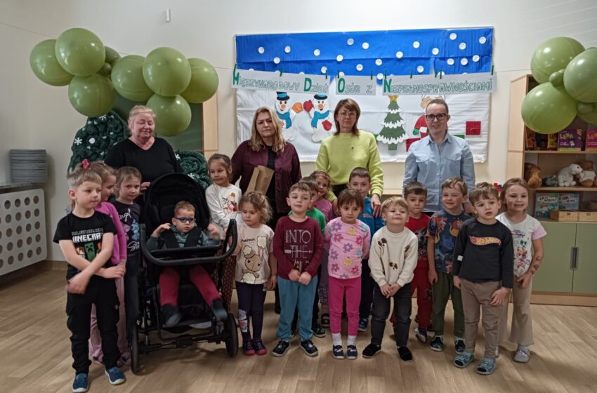  Międzynarodowy Dzień Osób z Niepełnosprawnościami w przedszkolu w Miejskiej Górce