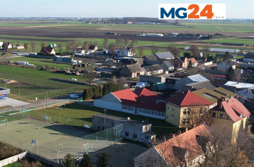  Termomodernizacja szkół w Konarach i Dłoni