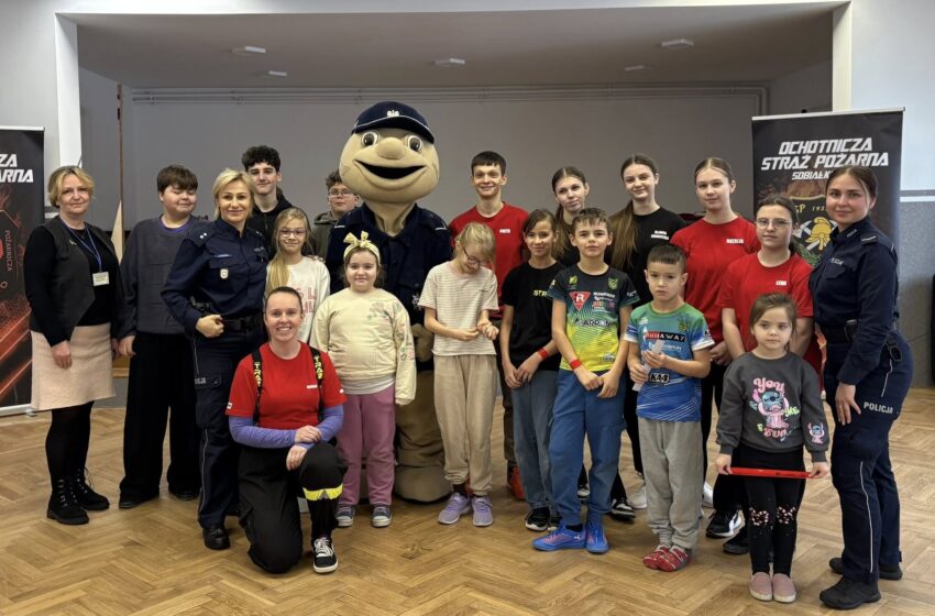  Bezpieczne ferie w Sobiałkowie – policjanci spotkali się z dziećmi